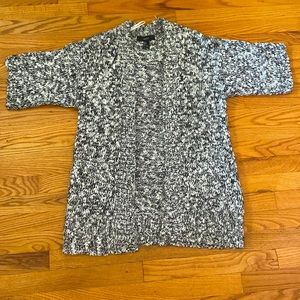 Forever 21 knitted long sweater in black and white, size small